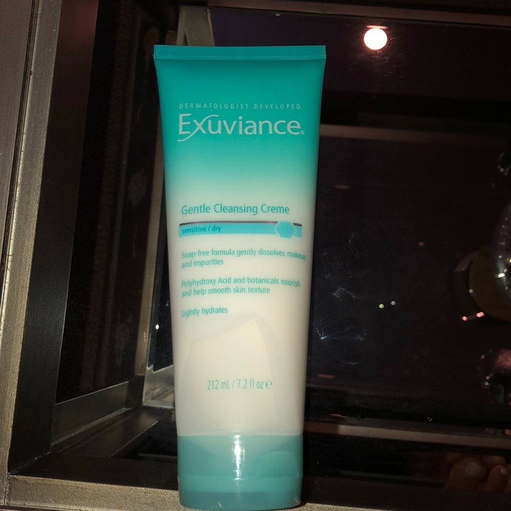 Exuviance gentle cleansing creme
